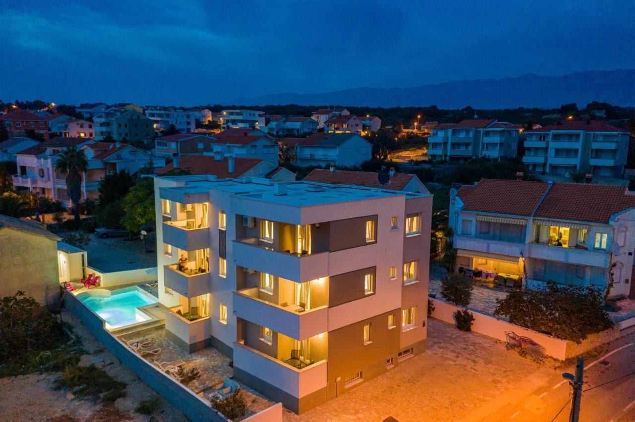 Star 3 Modern & Centrally Ap Fo 4 Novalja Exterior foto